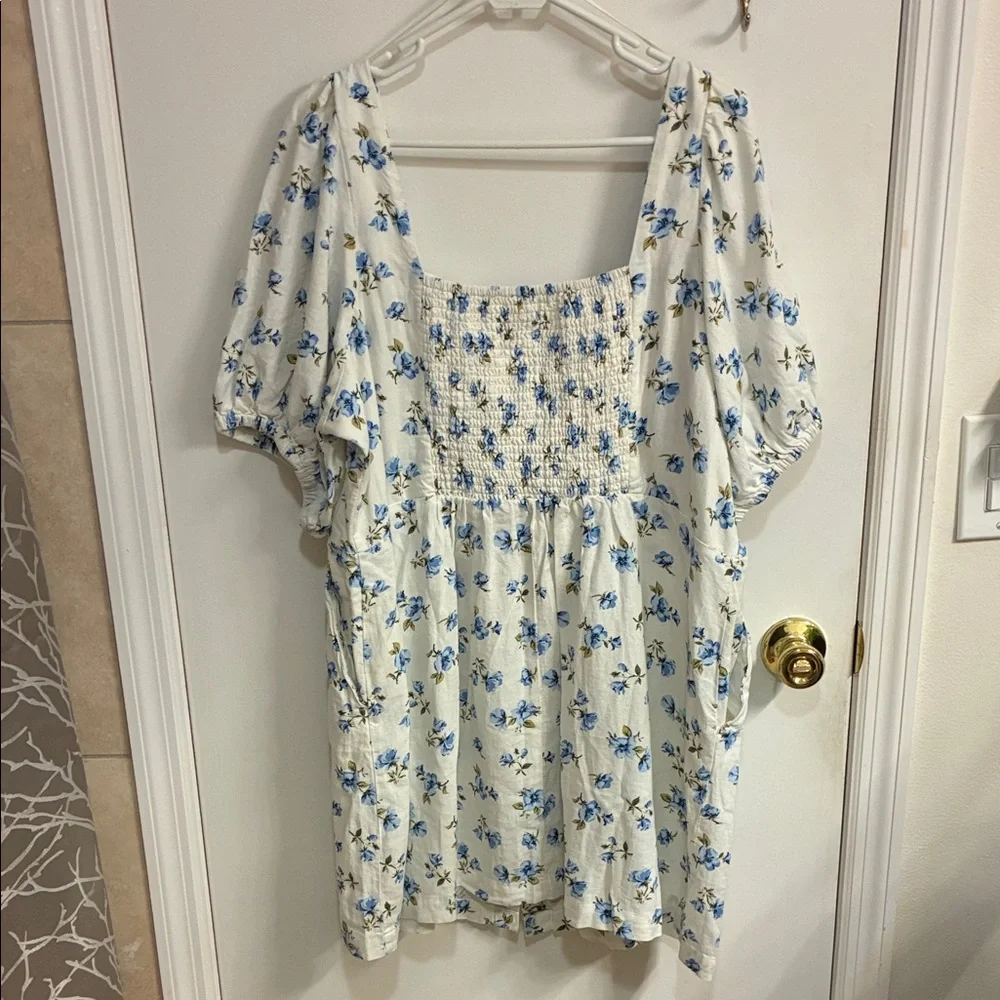 NWT Old Navy White Mini Dress with Blue Floral Print Sz XXLP-Linen Blend